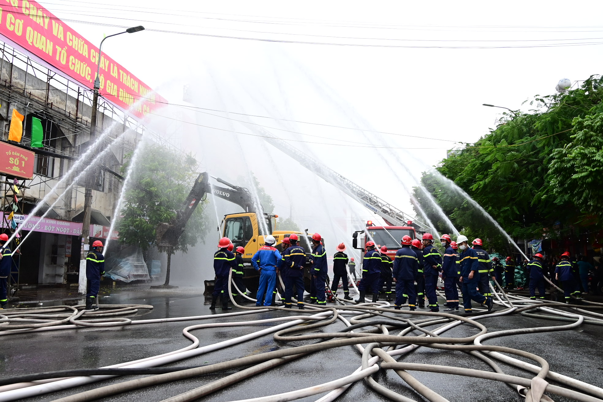 Thông cáo báo chí về tình hình cháy và cứu nạn, cứu hộ toàn quốc tháng 11 năm 2023
